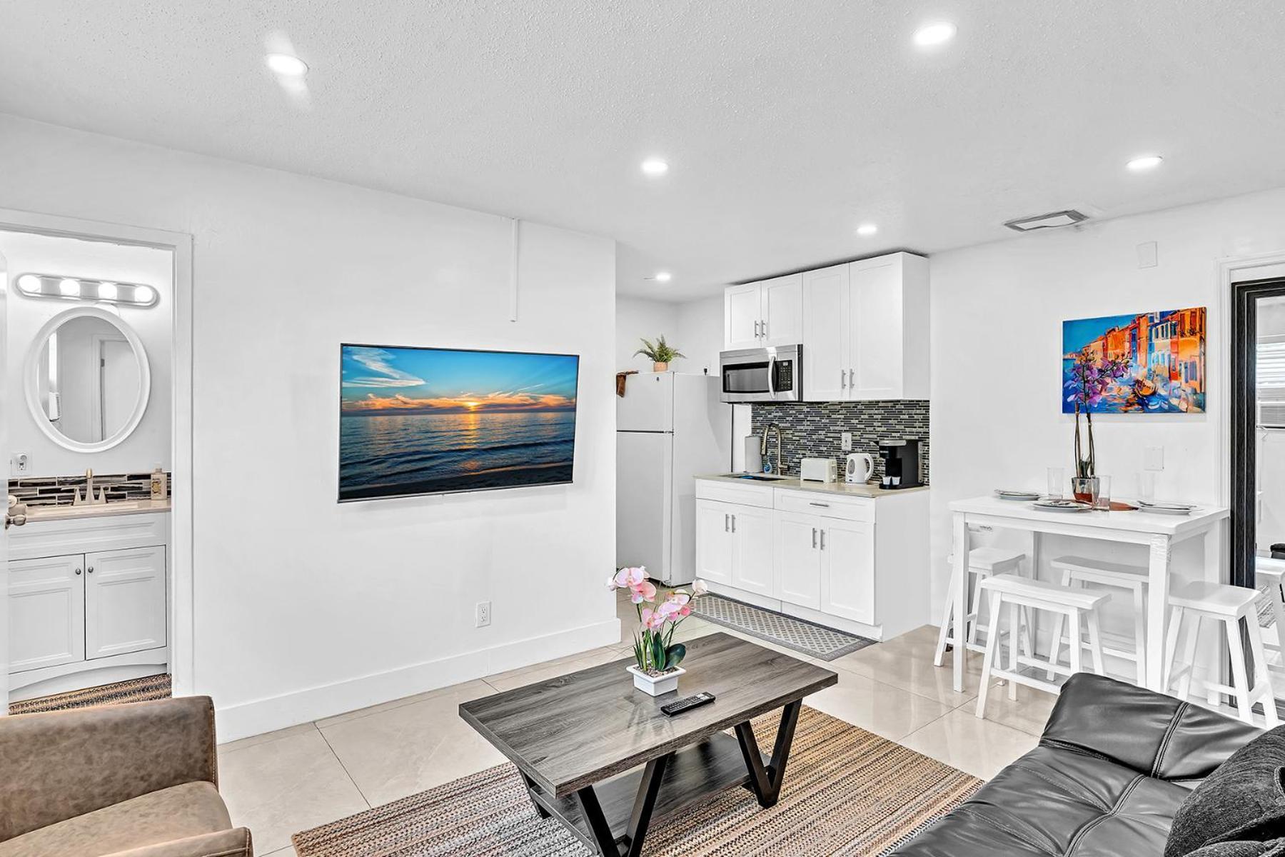 New Boutique 1 Bdrm Close To Beach & Casino #211 ฮอลลีวูด ภายนอก รูปภาพ